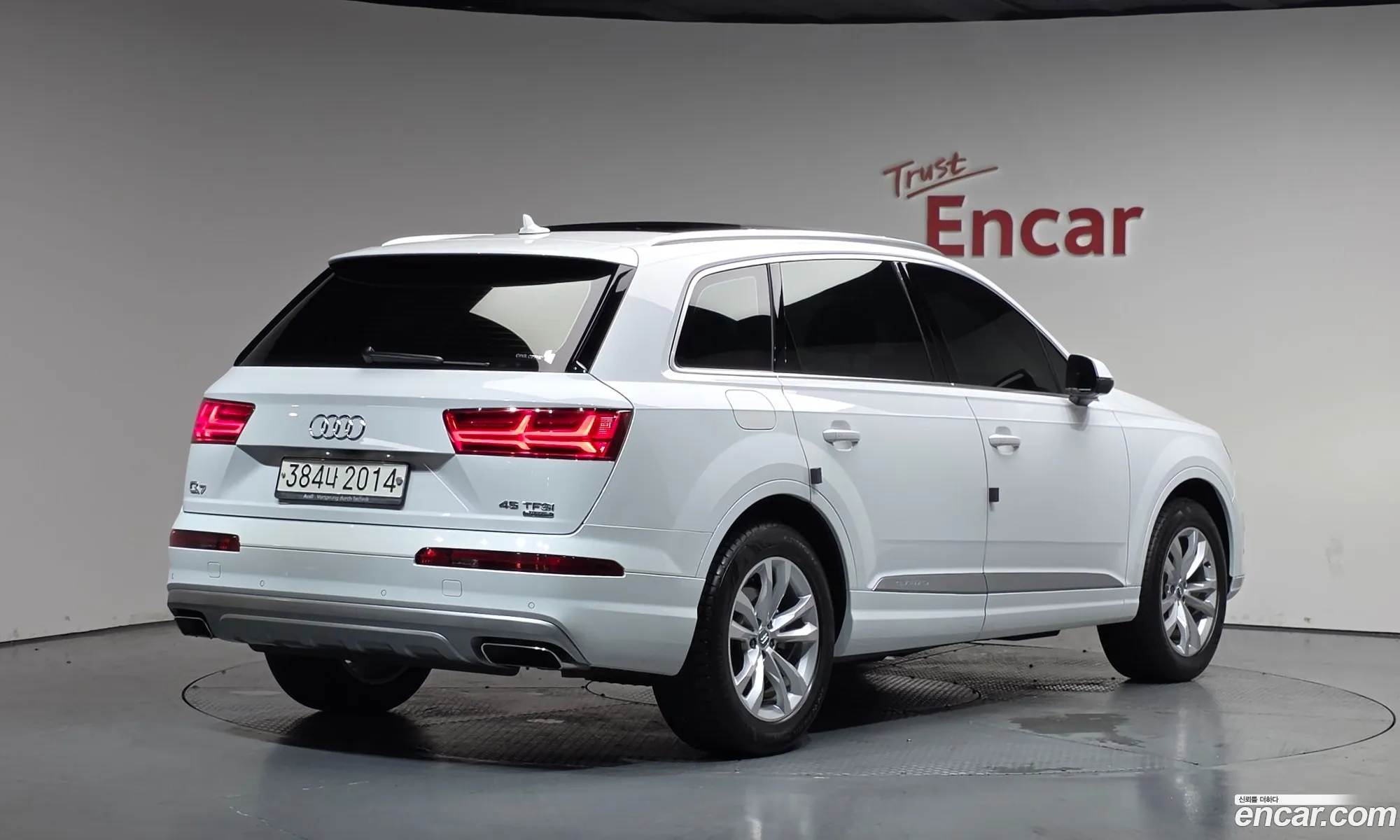 Audi Q7 2019 WAUZZZ4M2KD046839 — 18
