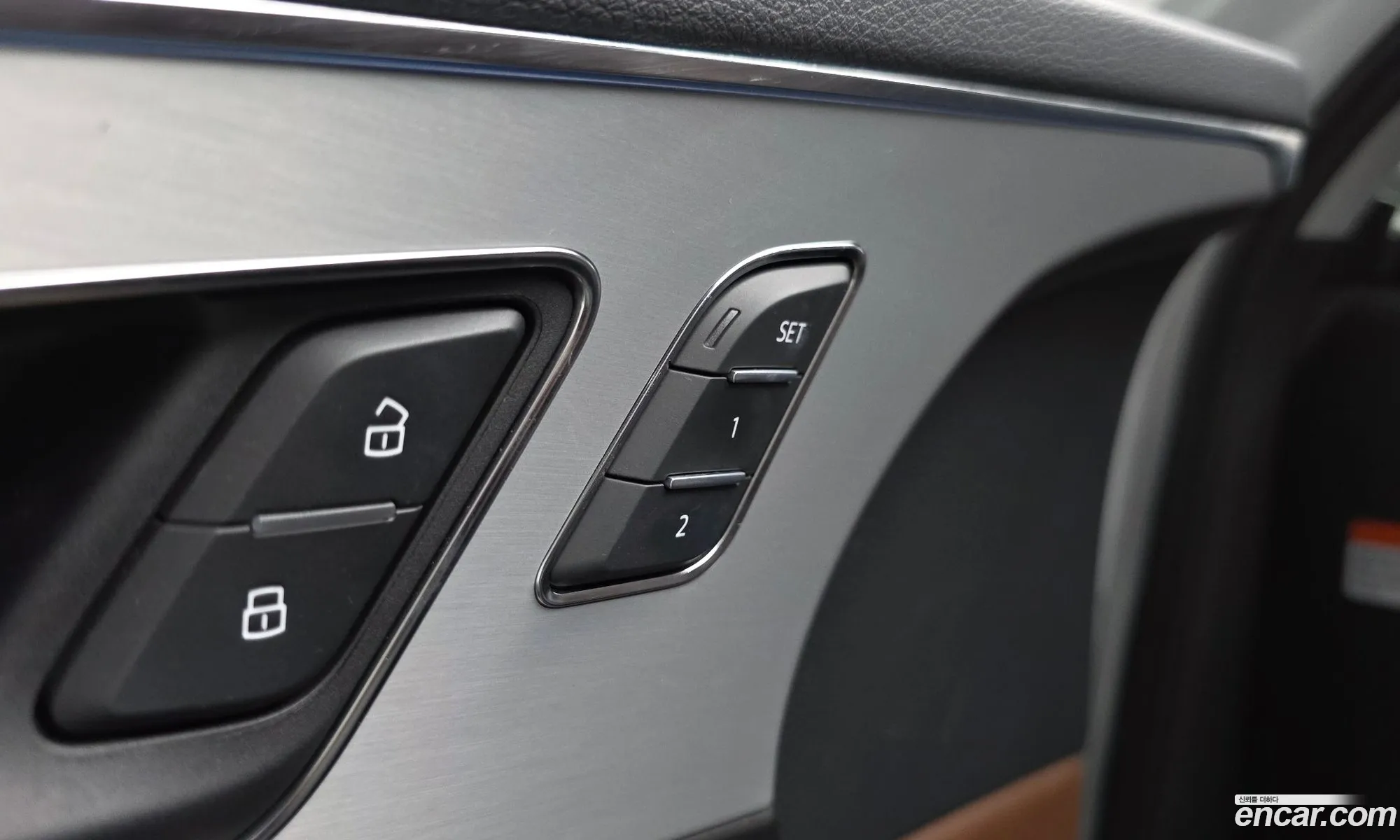 Audi Q7 2019 WAUZZZ4M2KD046839 — 12