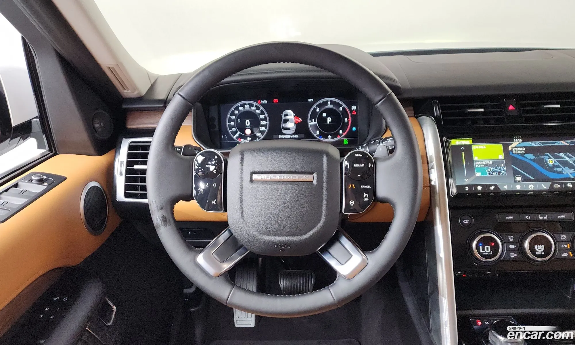 Land Rover Discovery 5 2019 SALRA2BK9KA084694 — 8