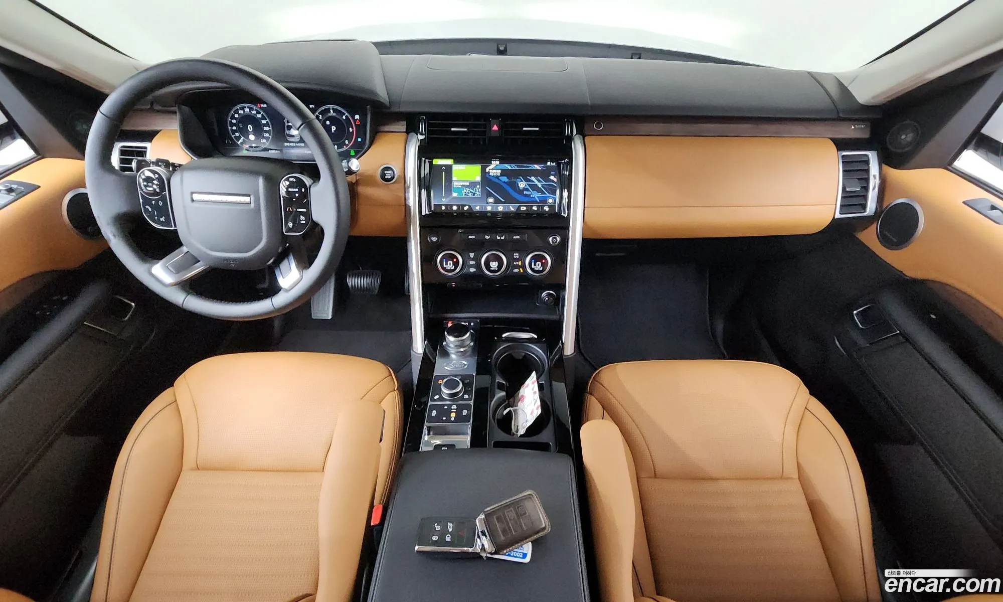 Land Rover Discovery 5 2019 SALRA2BK9KA084694 — 39