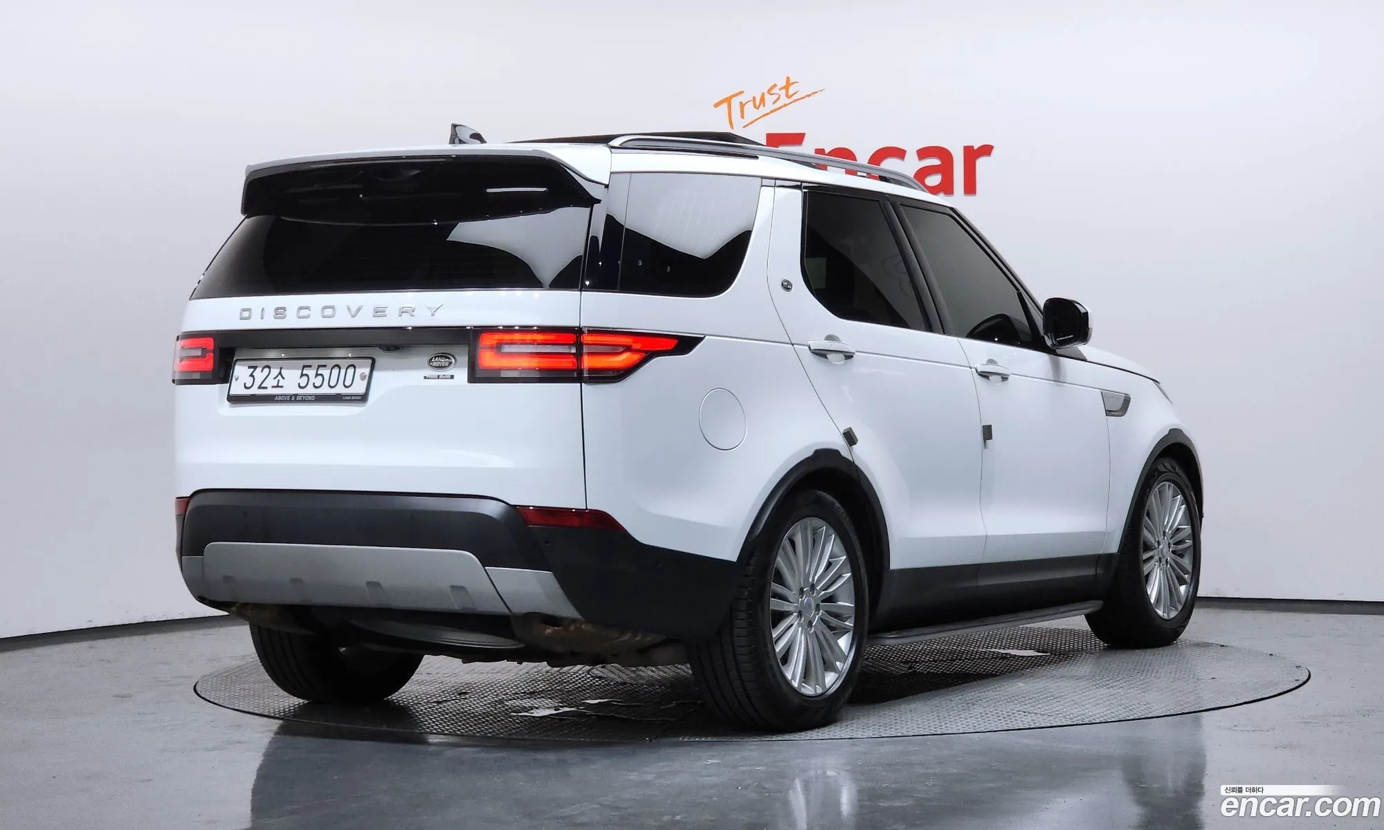 Land Rover Discovery 5 2019 SALRA2BK9KA084694 — 13