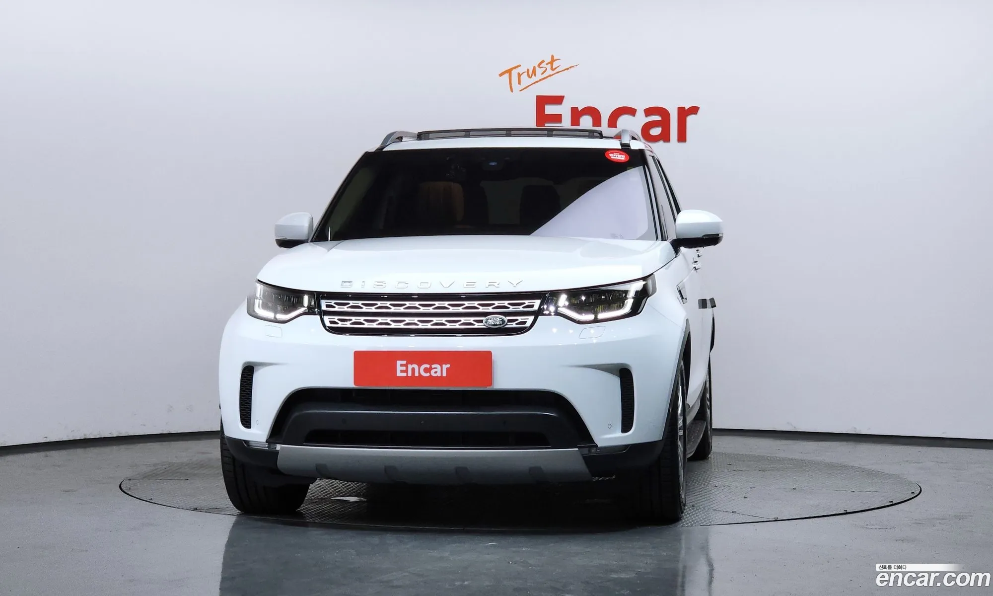 Land Rover Discovery 5 2019 SALRA2BK9KA084694 — 10