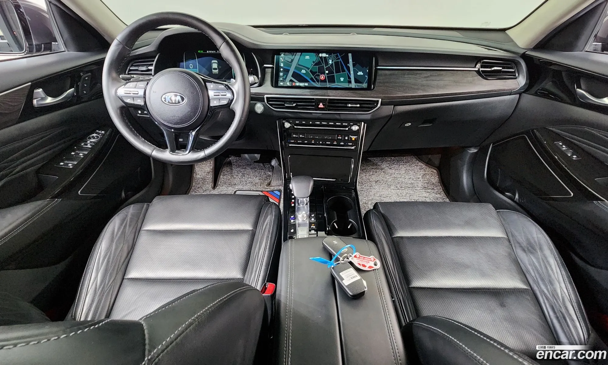 Kia K7 Premier 2020 KNALC41BBLA219382 — 4