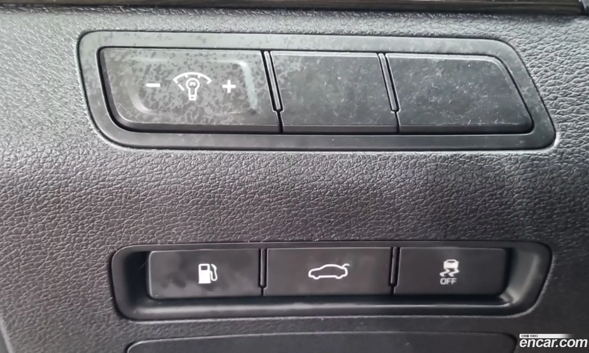 Hyundai LF Sonata 2016 — 15