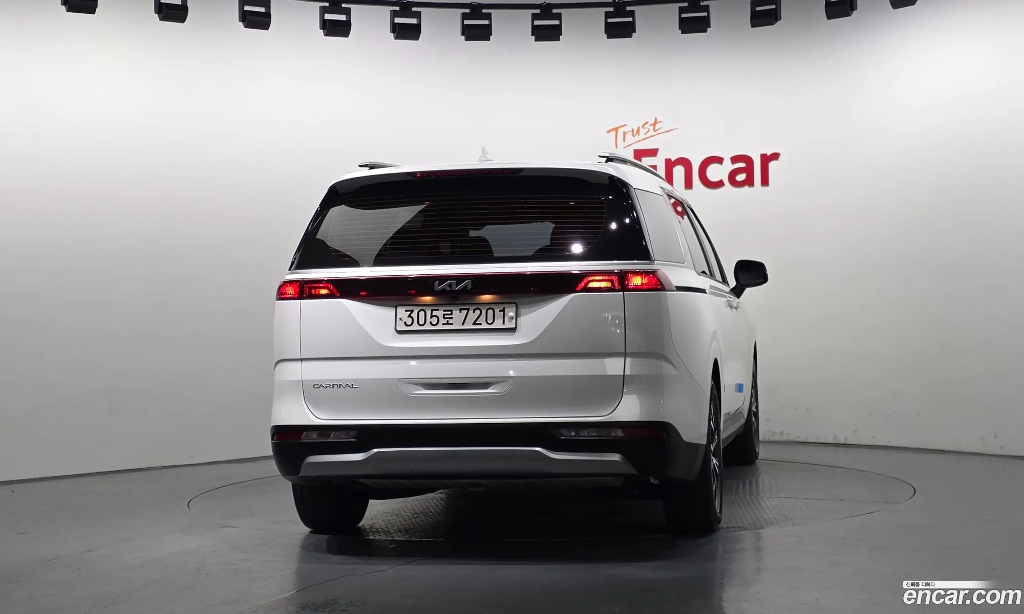 Kia Carnival 2022 — 3