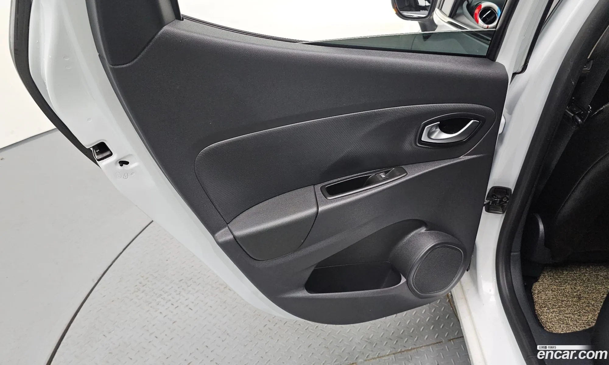 Renault Korea (Samsung) Clio 2019 — 11