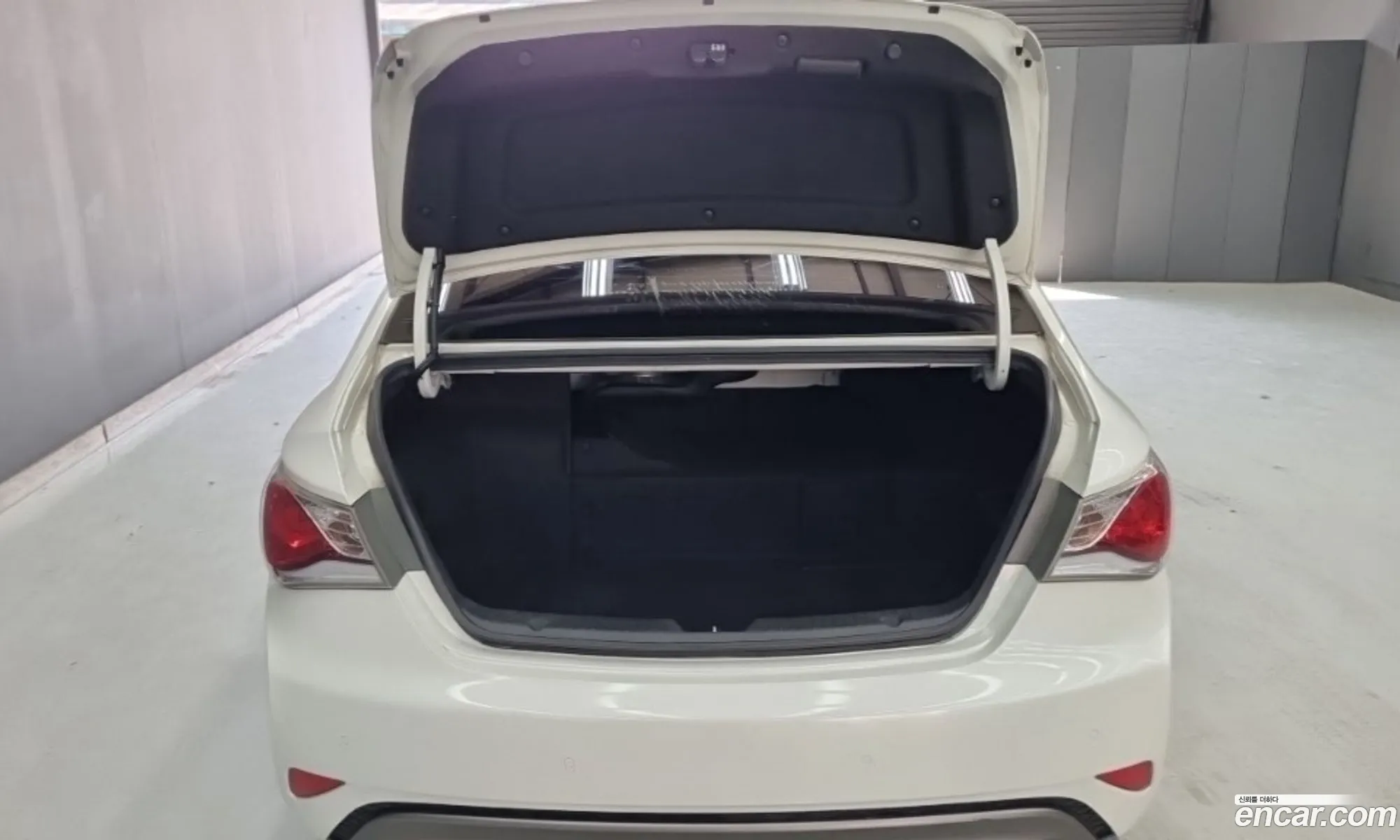 Hyundai Sonata Hybrid 2013 — 3