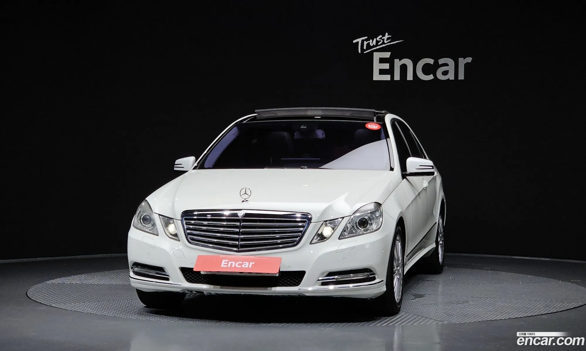 Mercedes-Benz E-Class W212 2012 WDDHF5DB7CA553601 — 12