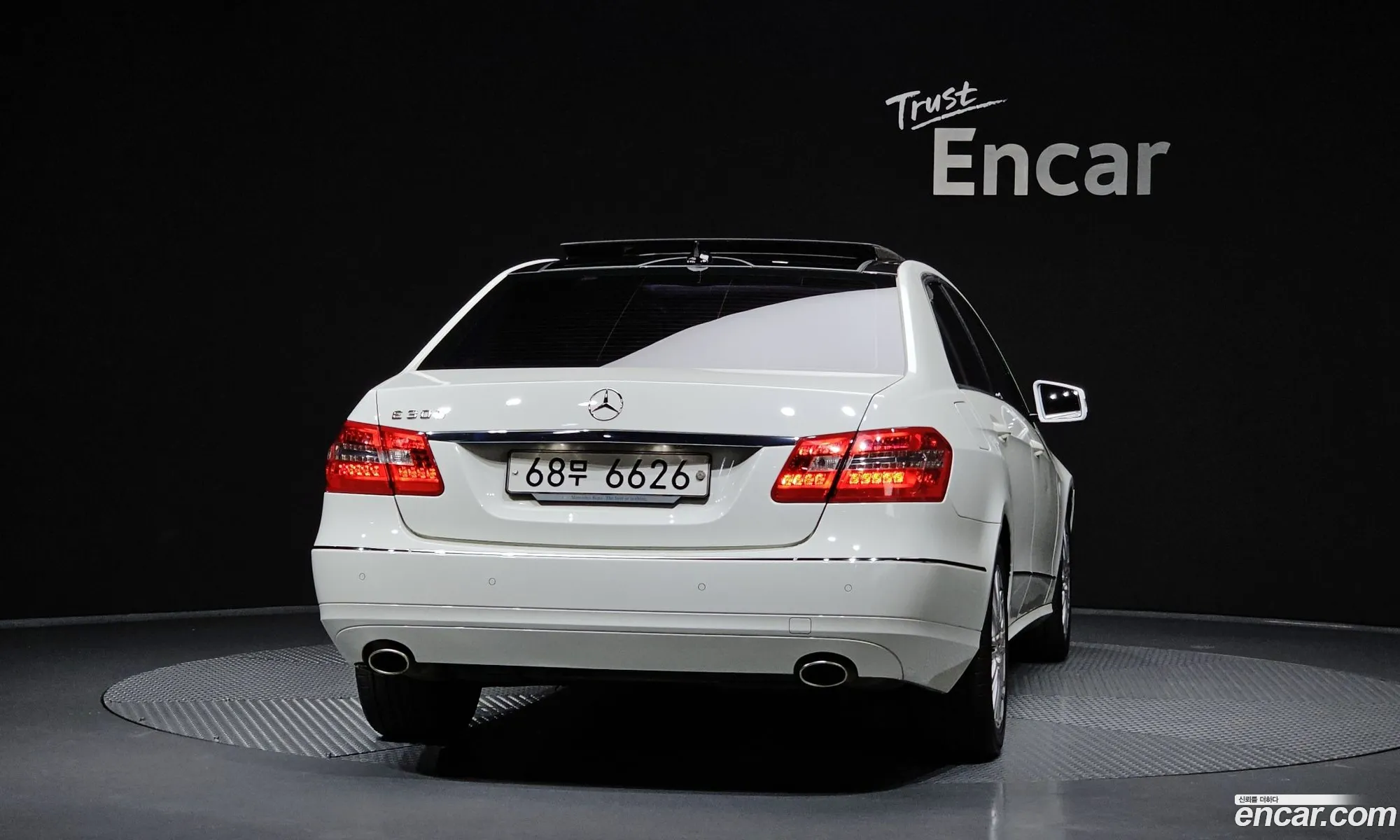 Mercedes-Benz E-Class W212 2012 WDDHF5DB7CA553601 — 2