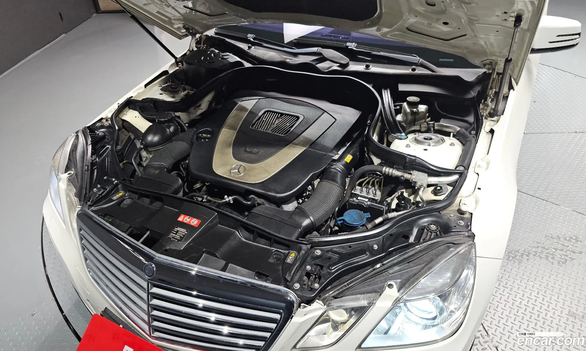 Mercedes-Benz E-Class W212 2012 WDDHF5DB7CA553601 — 15