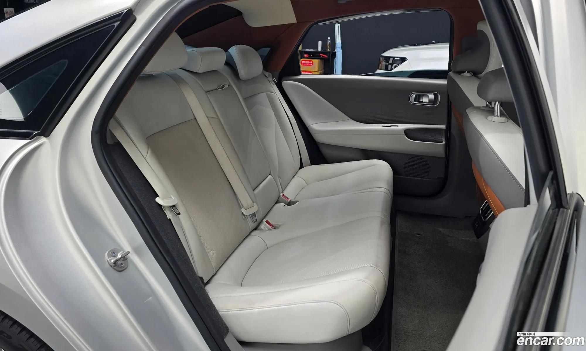 Hyundai Ioniq 6 2025 KMHM541CPSA104662 — 8