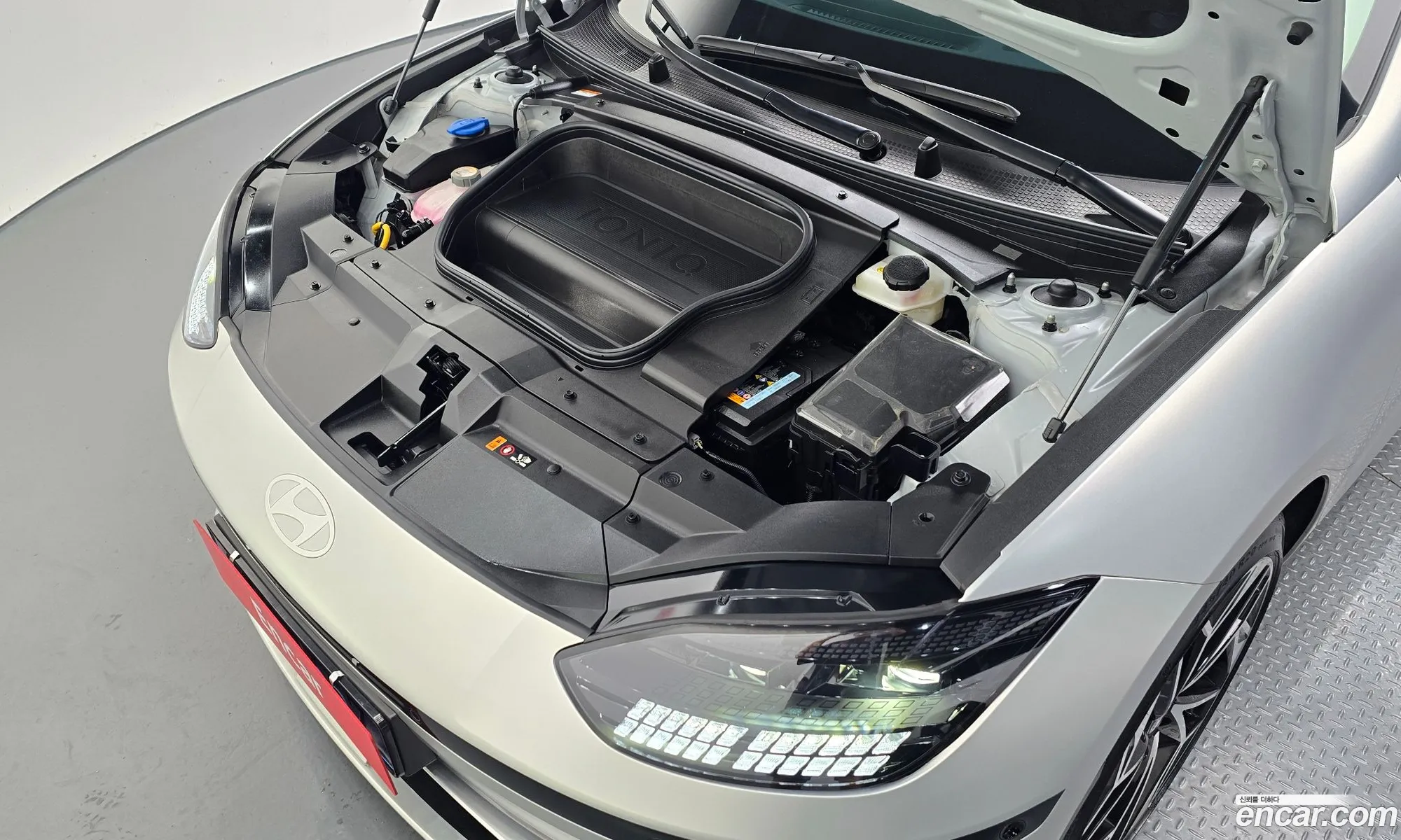 Hyundai Ioniq 6 2025 KMHM541CPSA104662 — 13