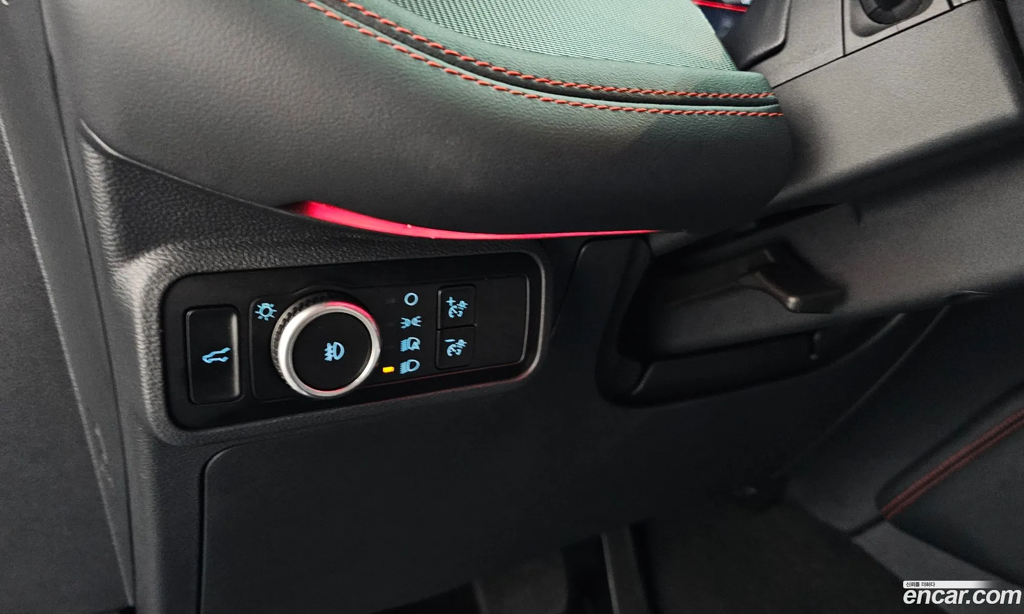 Ford Explorer 6th Gen 2025 1FMUK8KH8SGB66673 — 2