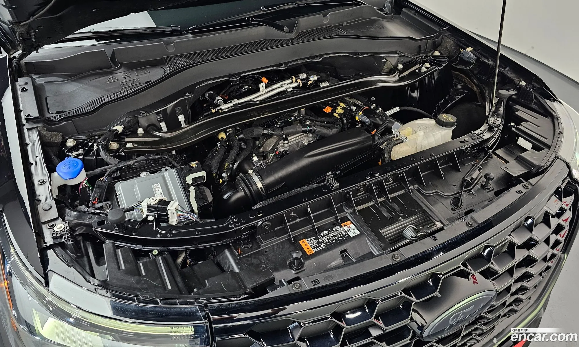 Ford Explorer 6th Gen 2025 1FMUK8KH8SGB66673 — 25