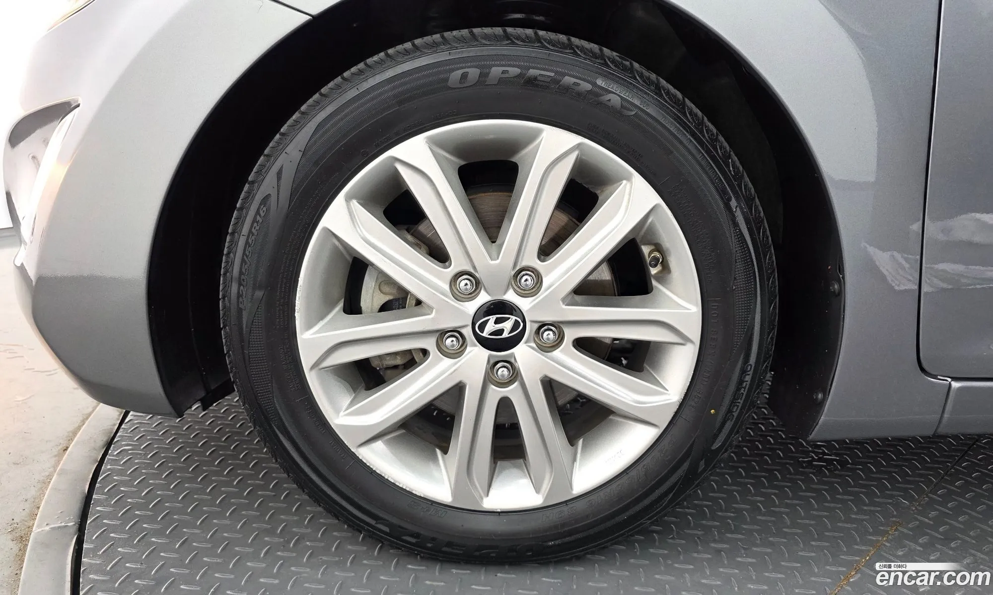Hyundai Elantra 2015 — 6
