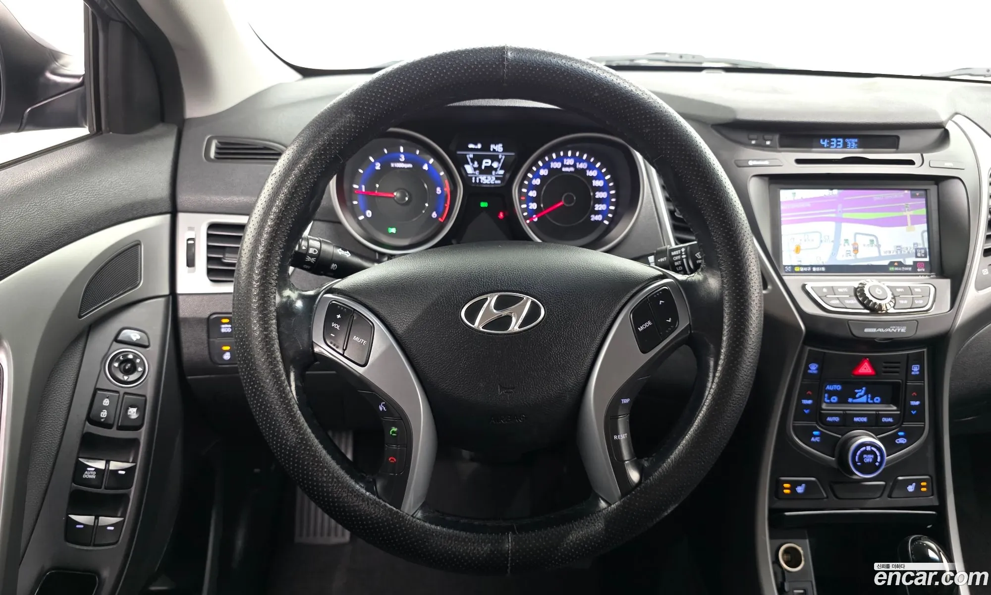Hyundai Elantra 2015 — 16