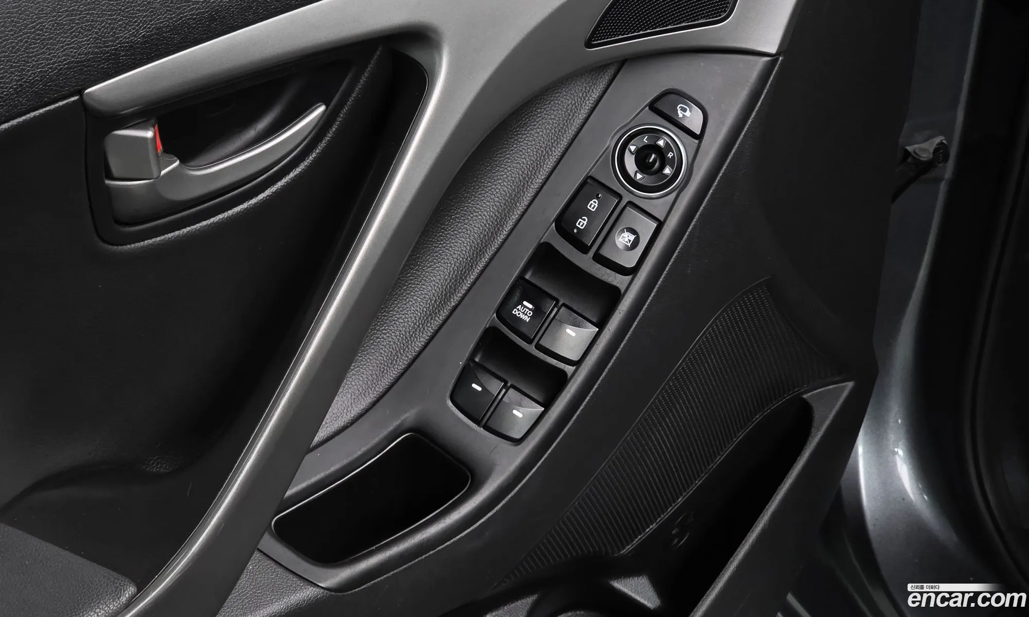 Hyundai Elantra 2015 — 5