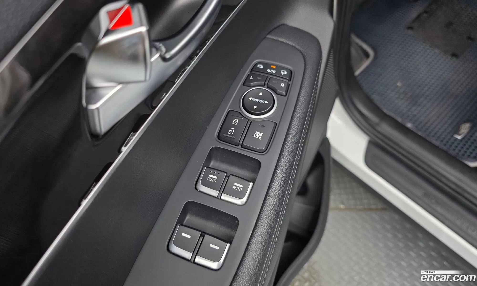 Kia Sorento 2016 KNAPS81ABGA222076 — 6