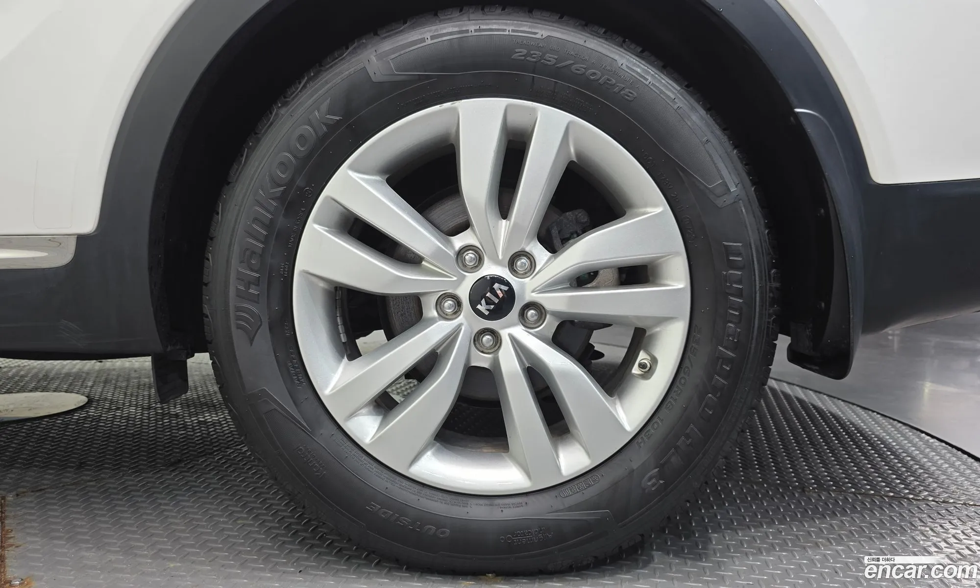 Kia Sorento 2016 KNAPS81ABGA222076 — 17
