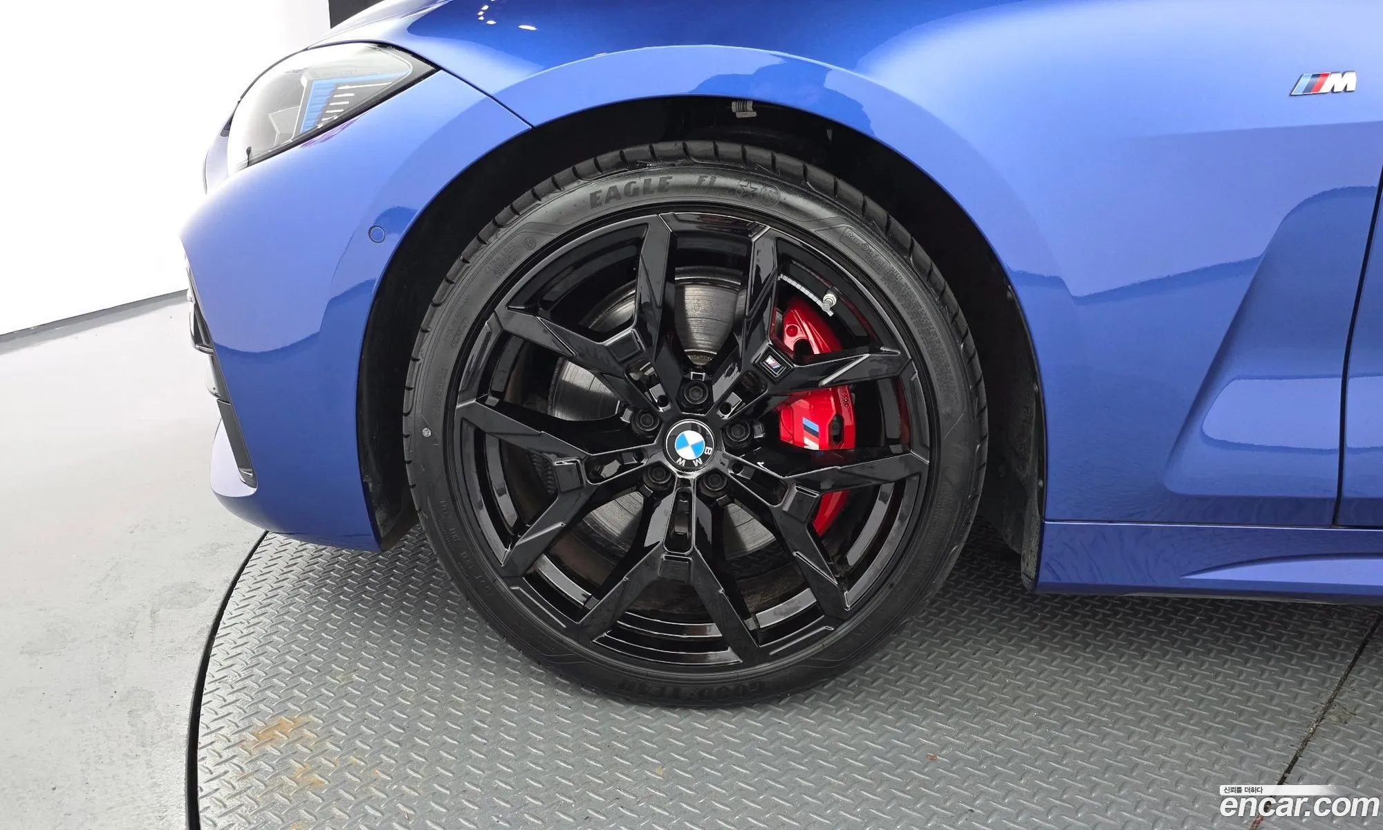 BMW 4 Series 2025 WBA21DB09SCT81372 — 31