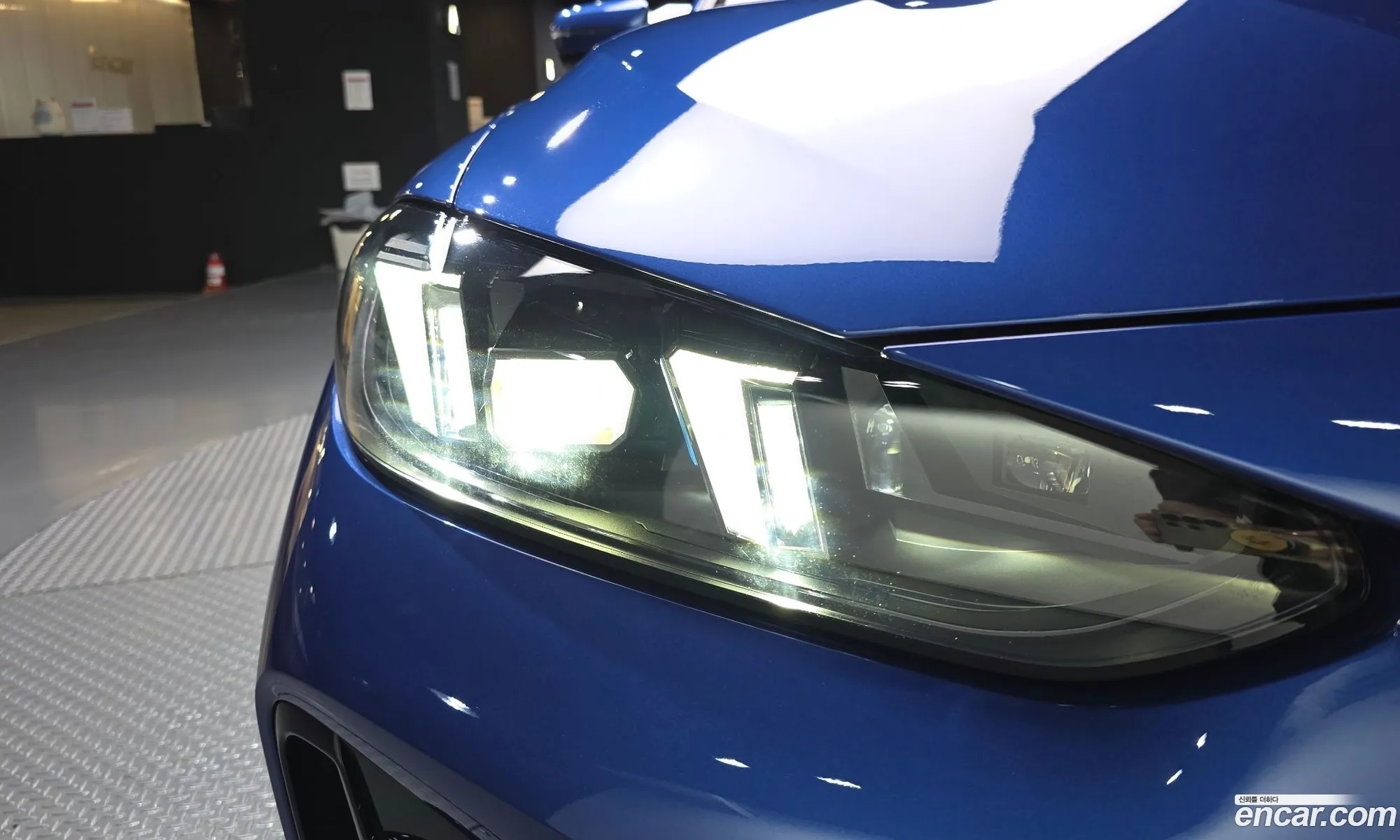 BMW 4 Series 2025 WBA21DB09SCT81372 — 28