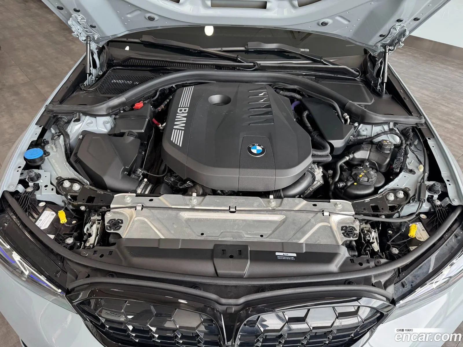 BMW 3 Series 2024 — 7