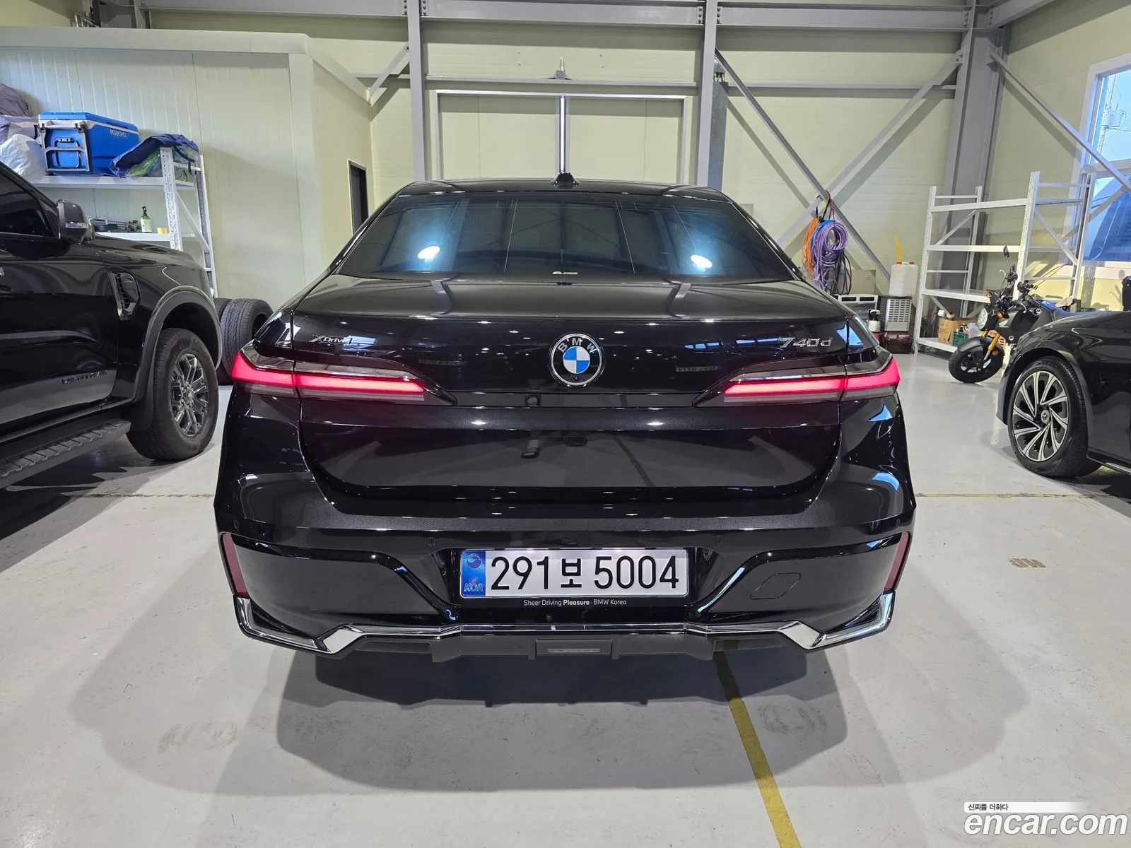 BMW 7 Series 2025 — 7