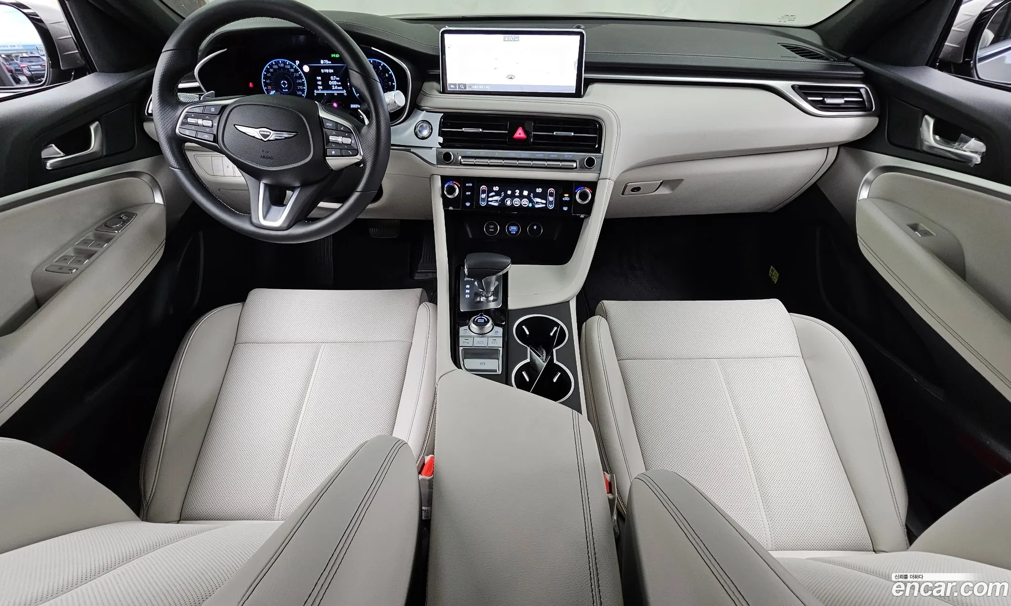 Genesis G70 2023 KMTG341CBRU132078 — 3