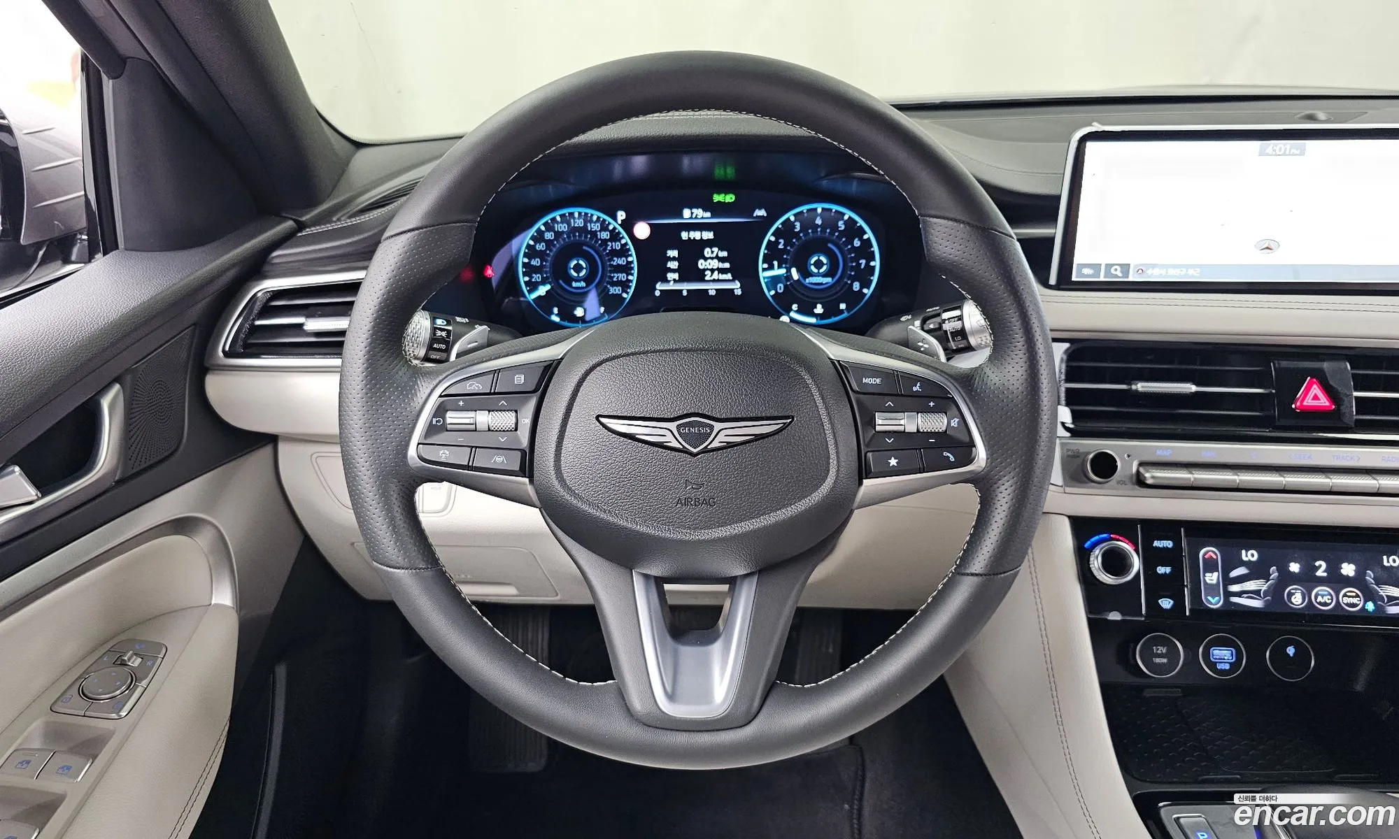 Genesis G70 2023 KMTG341CBRU132078 — 5