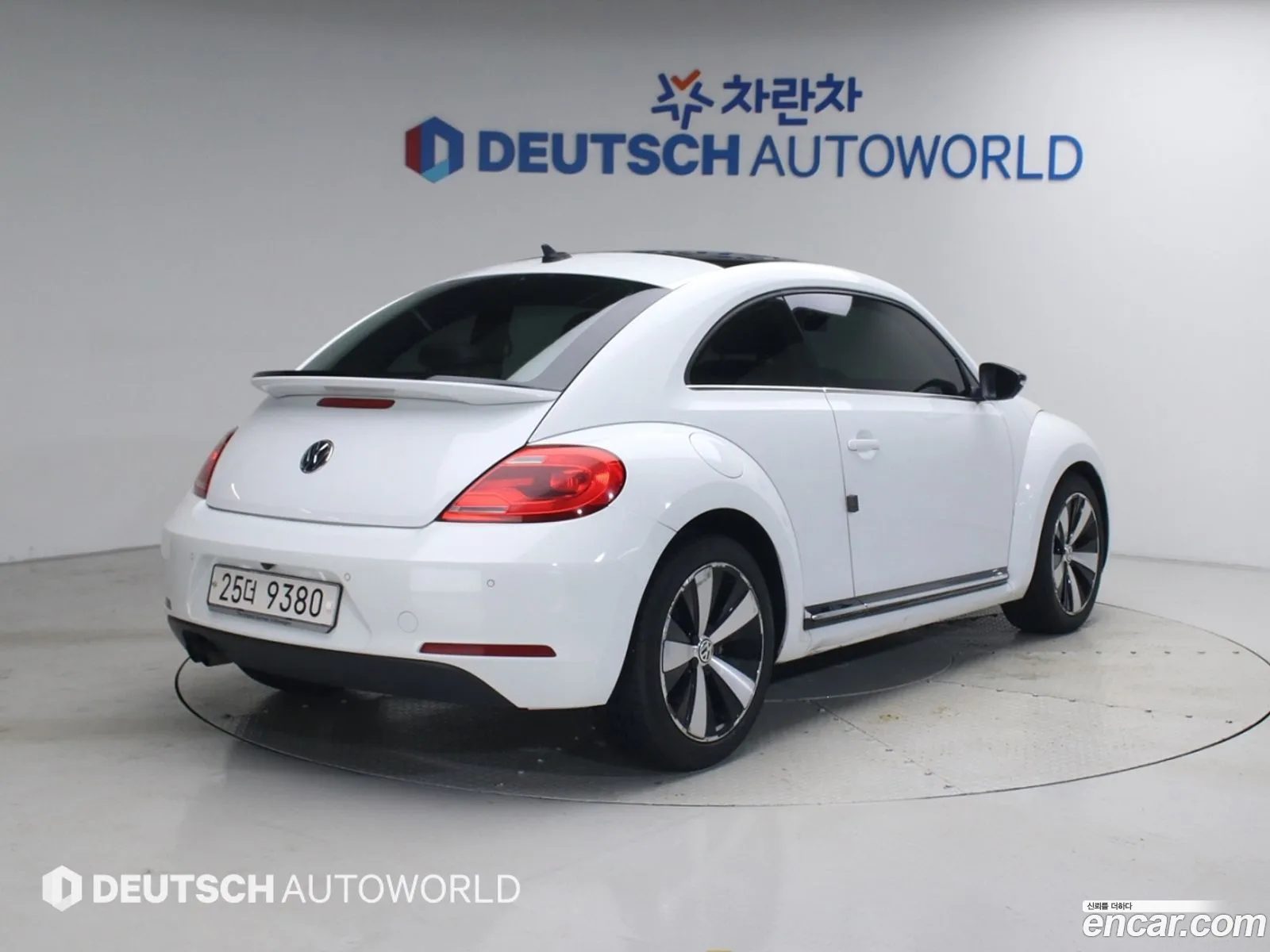 Volkswagen The Beetle 2014 — 13