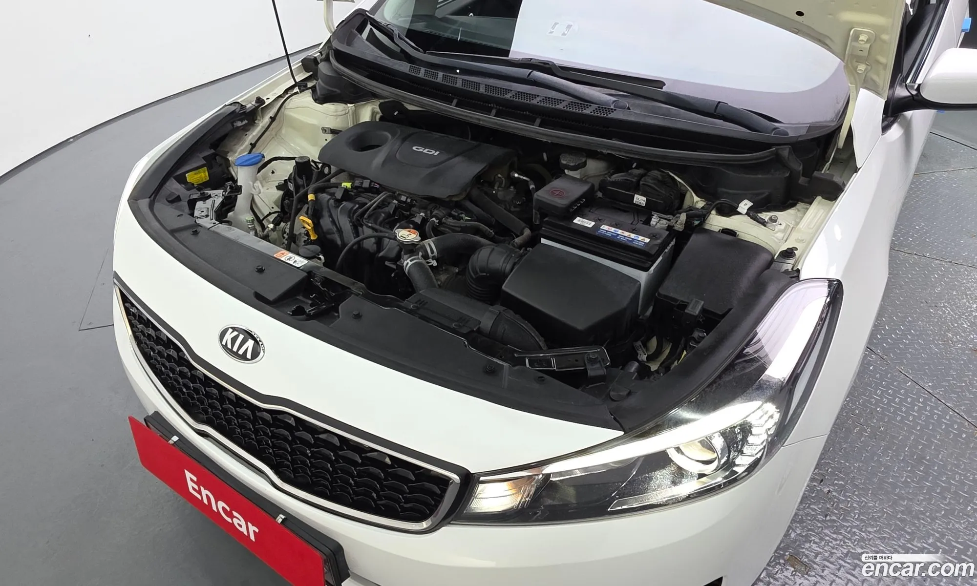 Kia K3 2017 KNAFK412BJA739823 — 6