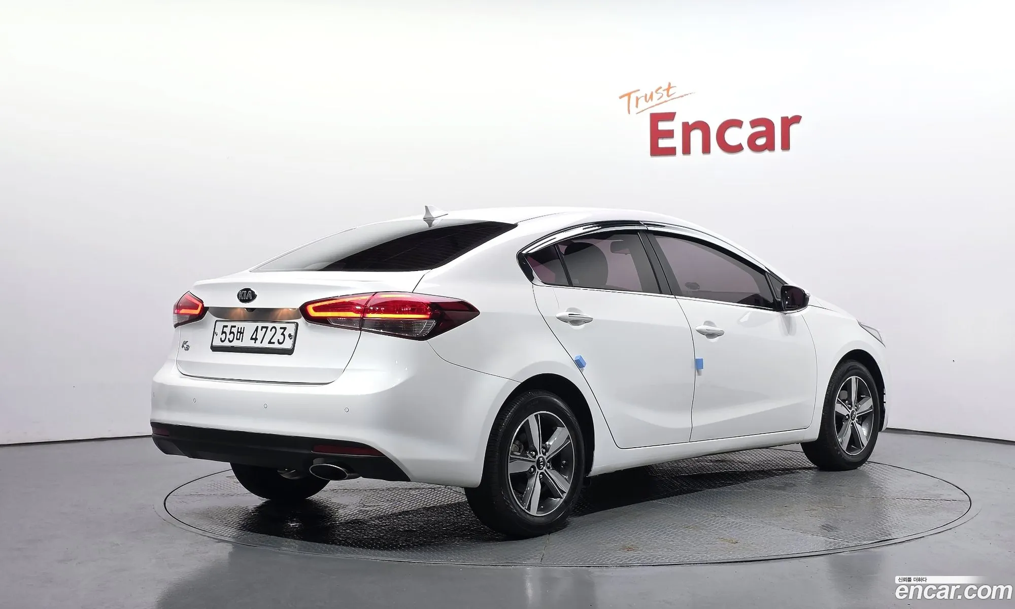 Kia K3 2017 KNAFK412BJA739823 — 13