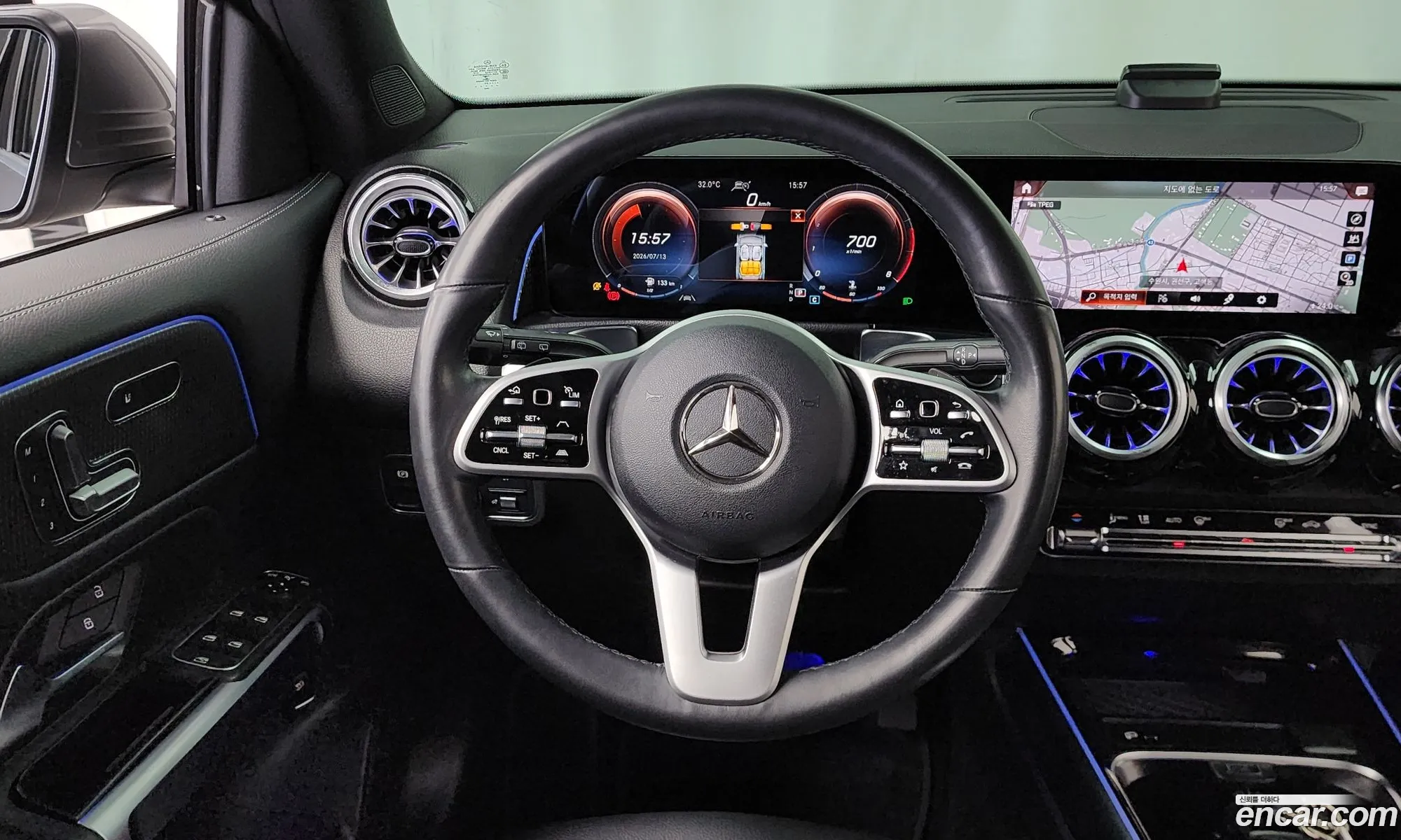 Mercedes-Benz GLB-Class X247 2021 — 11