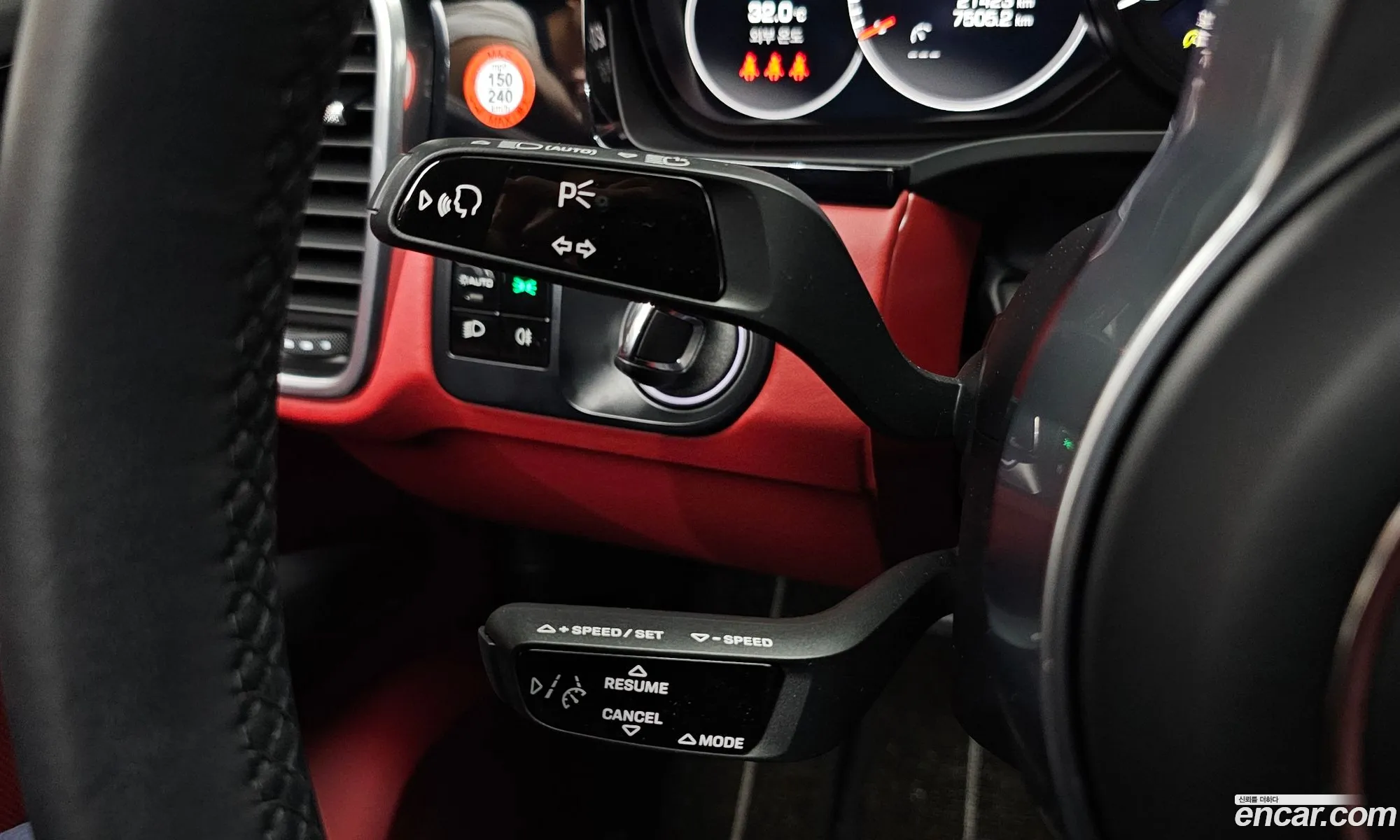 Porsche Cayenne 2021 — 19