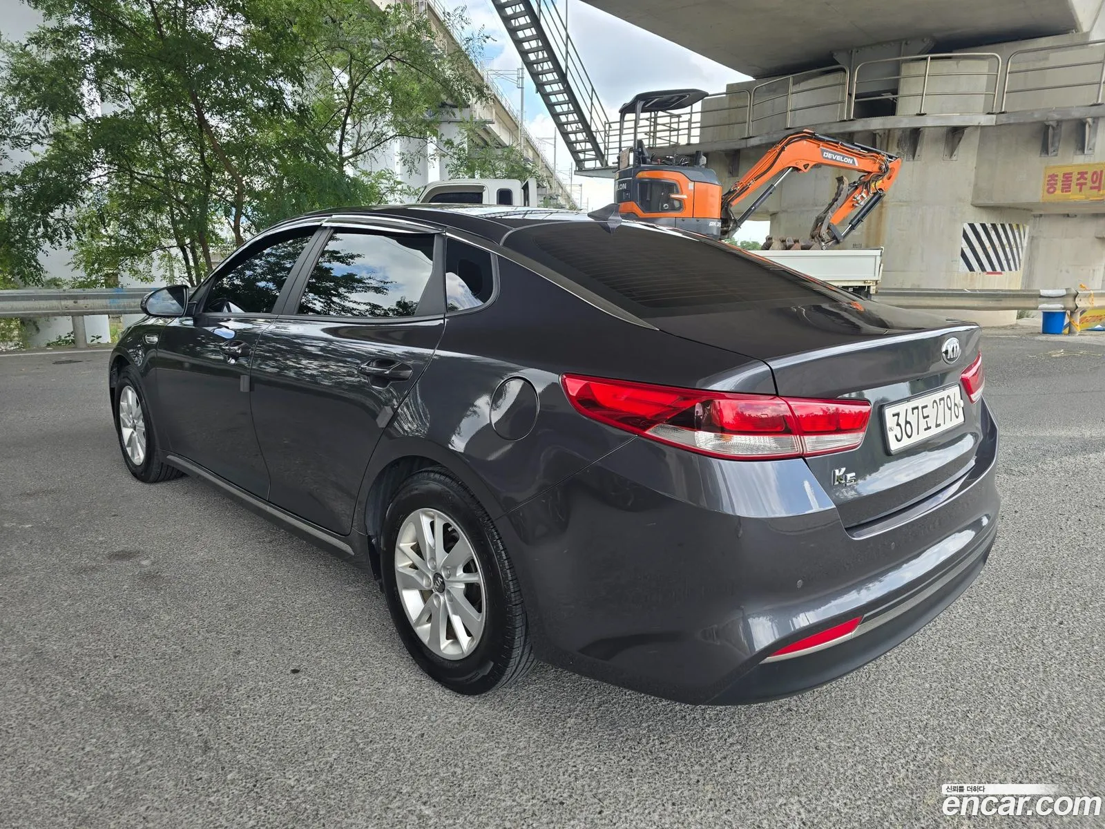 Kia K5 2016 — 2