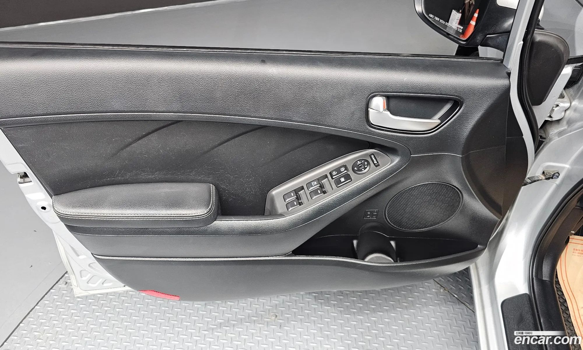 Kia K3 2016 KNAFK412BHA672846 — 16
