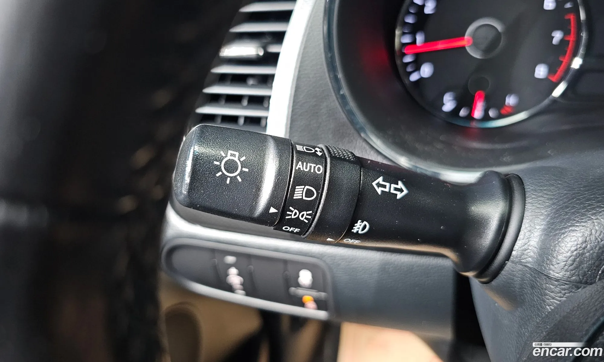 Kia K3 2016 KNAFK412BHA672846 — 4