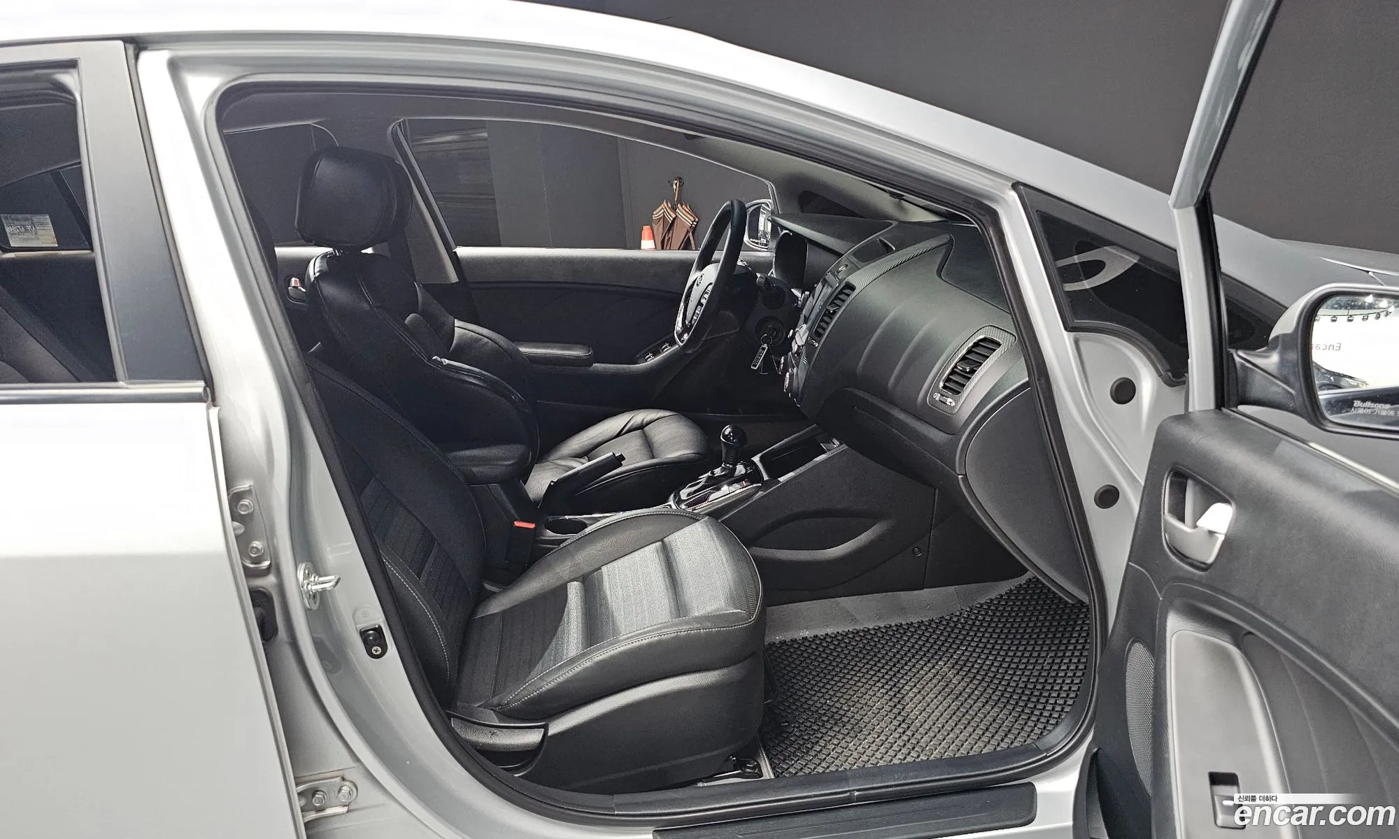 Kia K3 2016 KNAFK412BHA672846 — 18