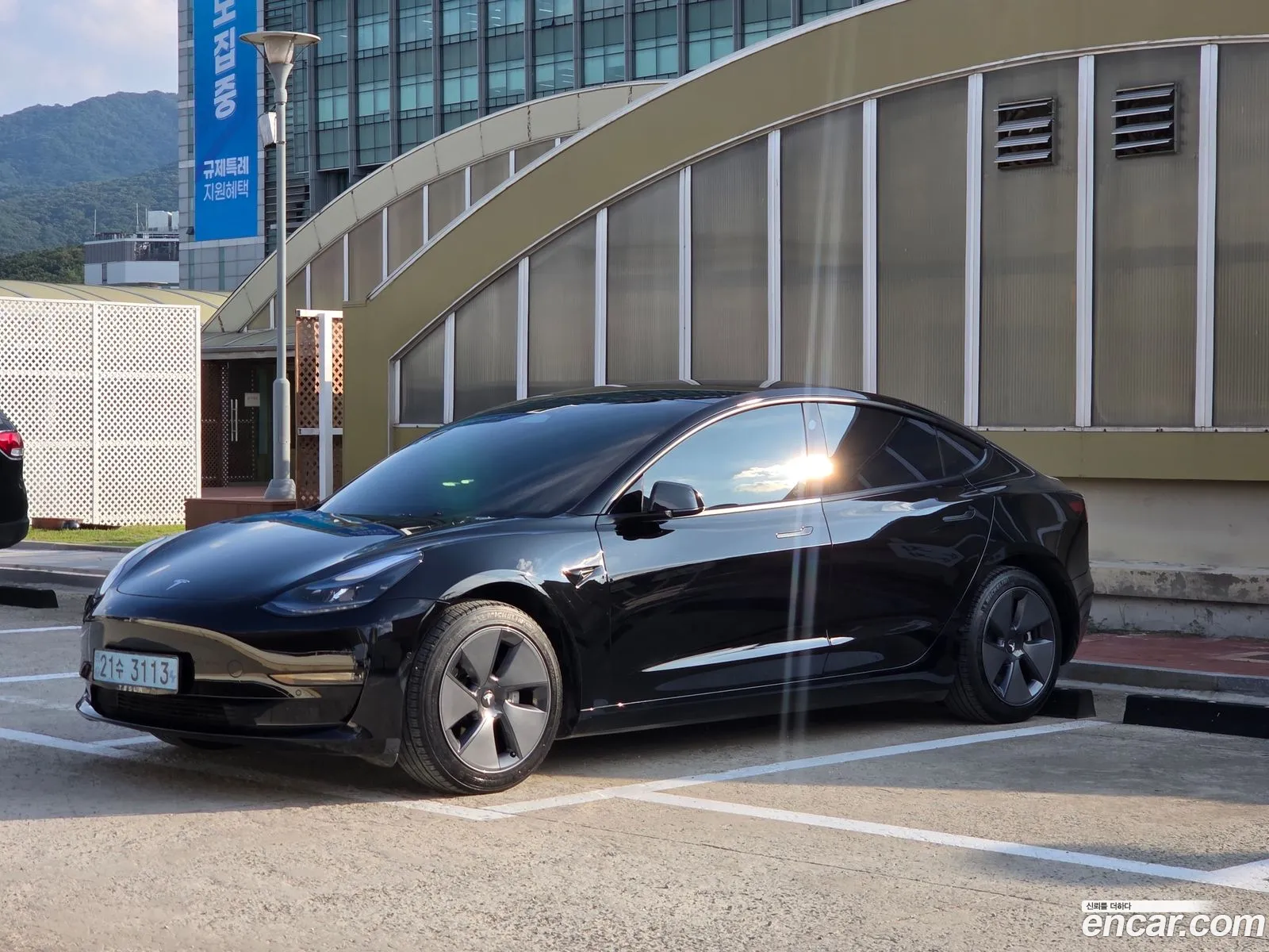Tesla Model 3 2022 — 2