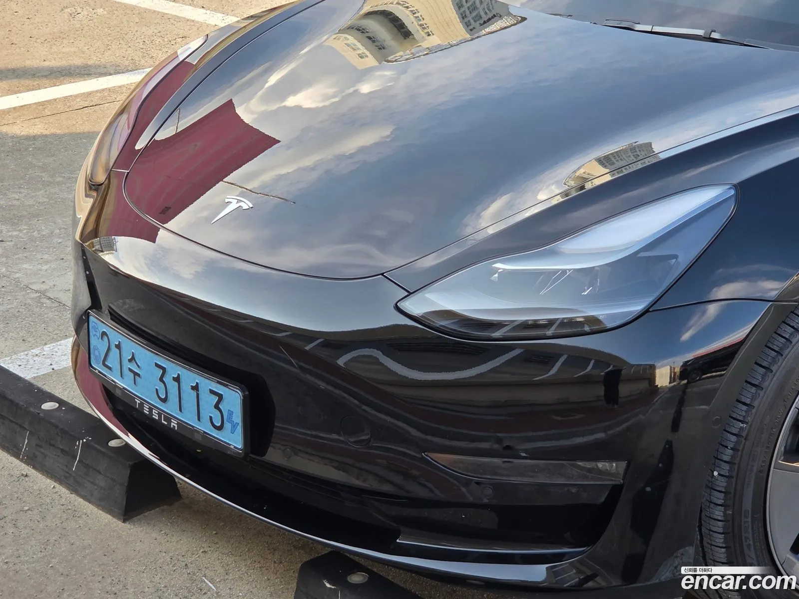 Tesla Model 3 2022 — 18