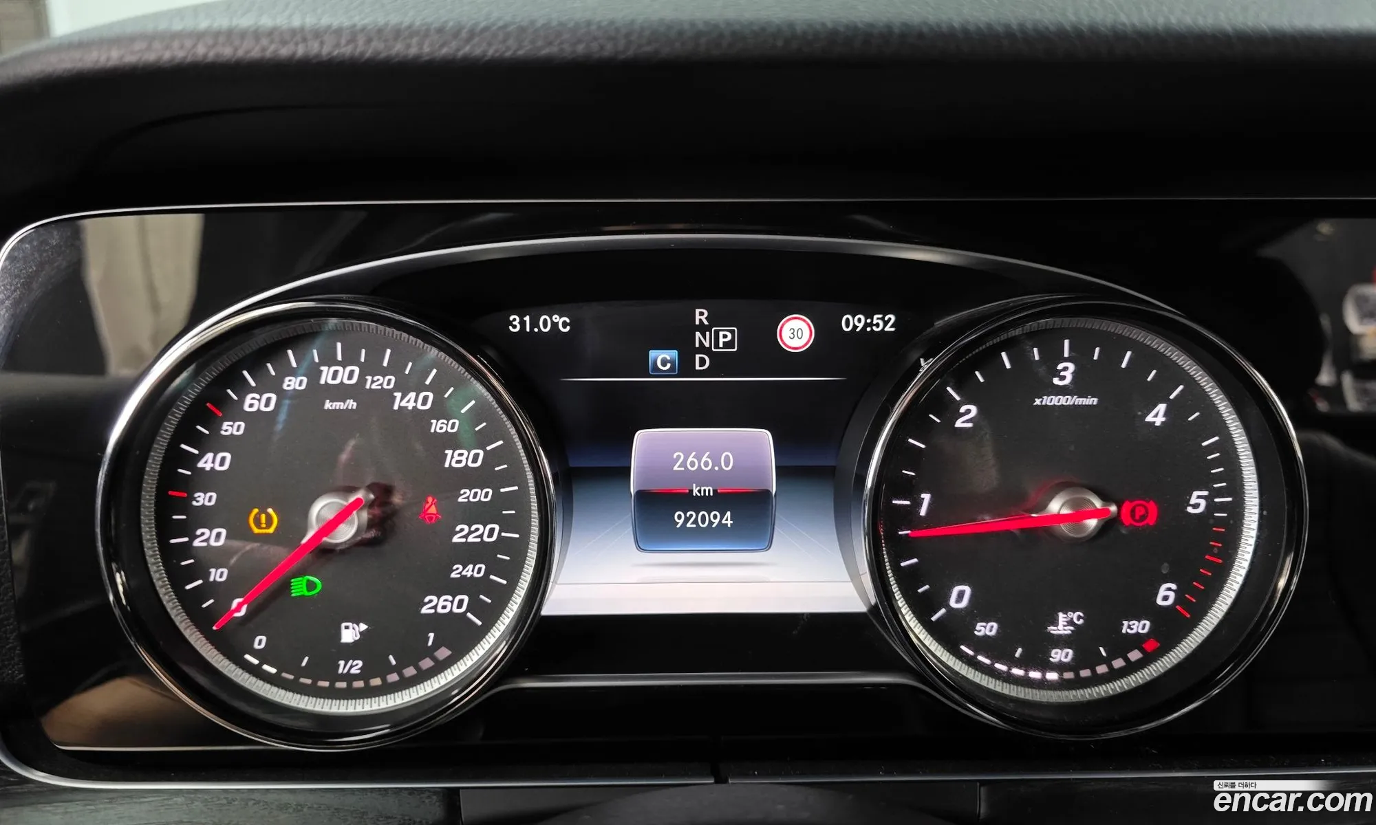 Mercedes-Benz E-Class W213 2017 WDDZF0EB1JA311034 — 15