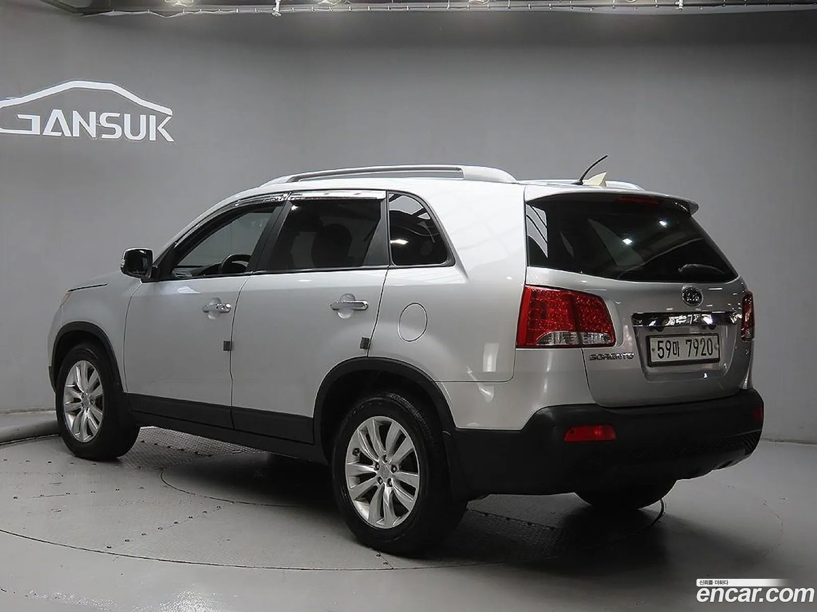Kia Sorento R 2011 — 2