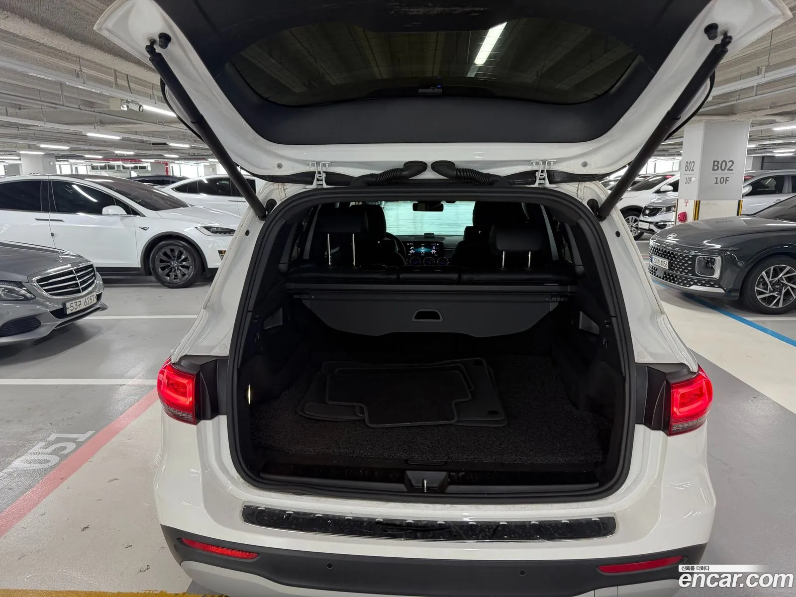 Mercedes-Benz GLB-Class X247 2021 — 2