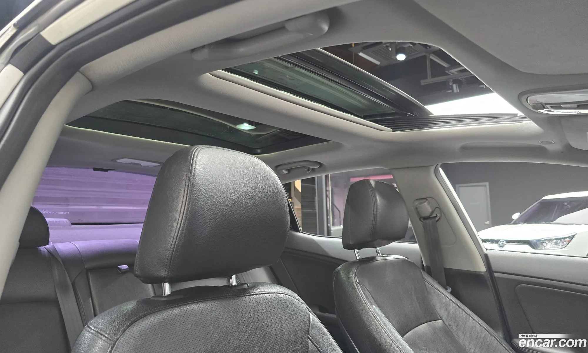 Kia K5 2013 KNAGN416BEA451481 — 10