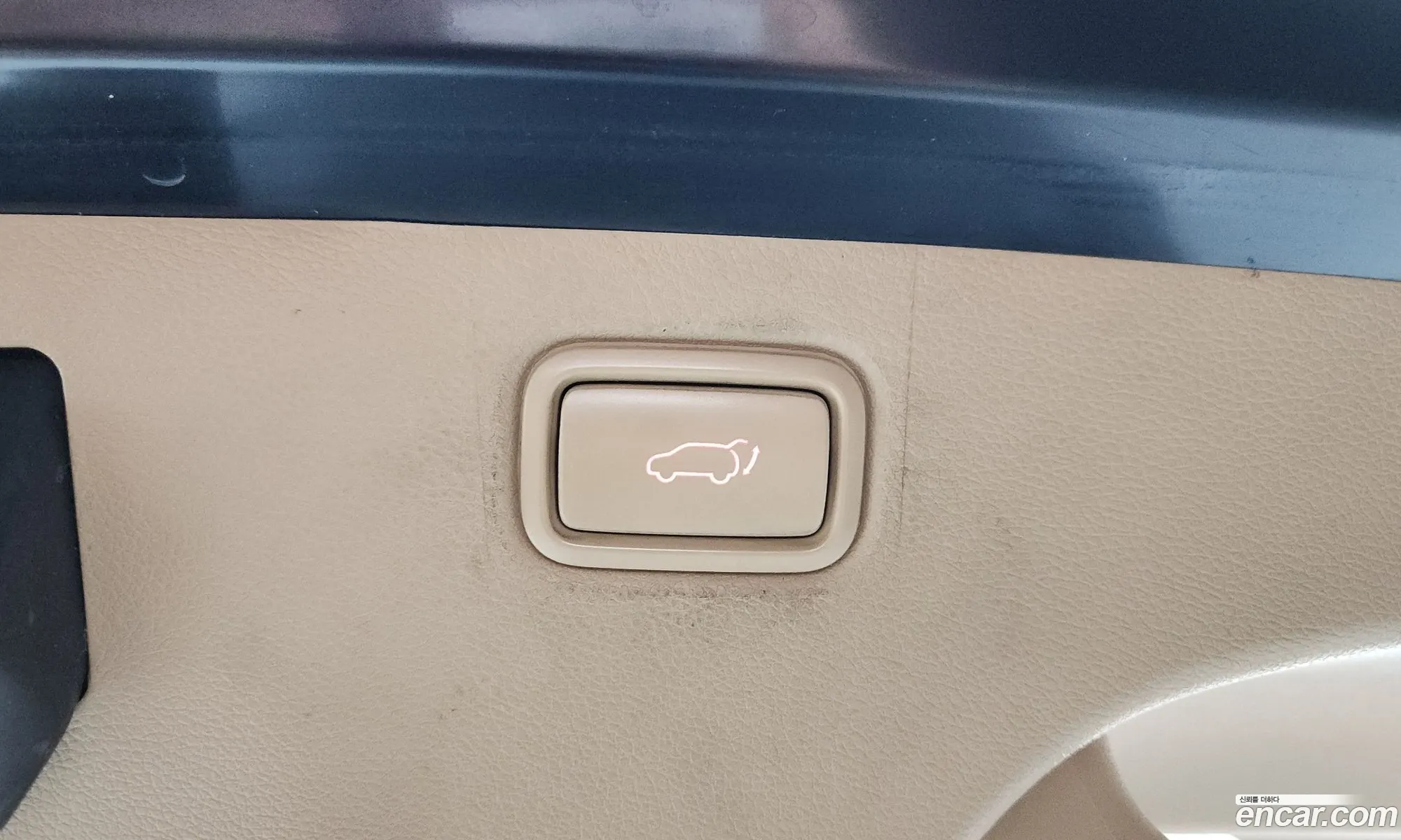 Kia Carnival 2019 KNAME81ABLS618023 — 8