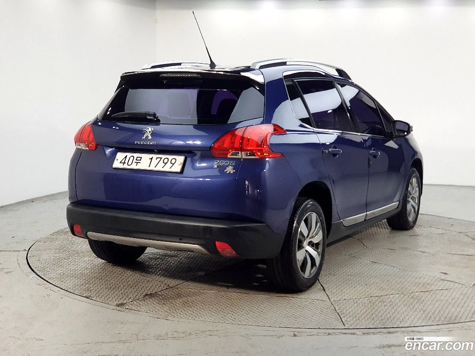 Peugeot 2008 2015 — 12