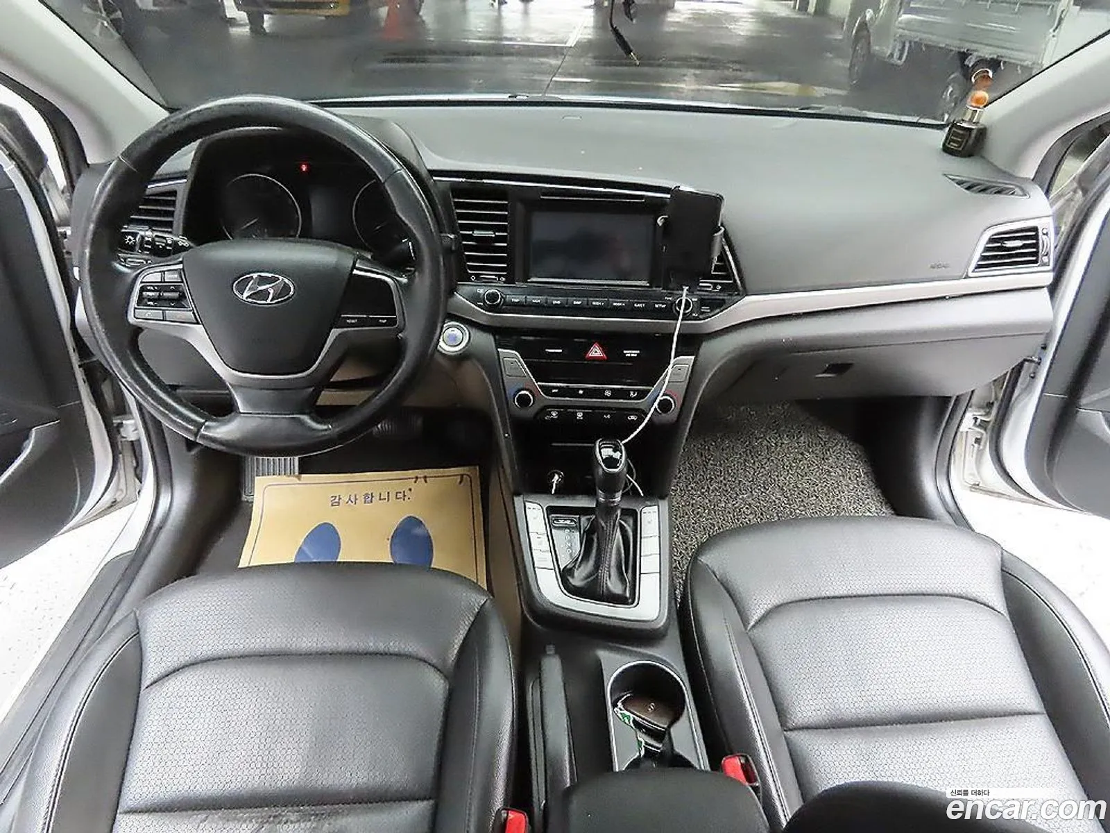 Hyundai Elantra AD 2016 — 4