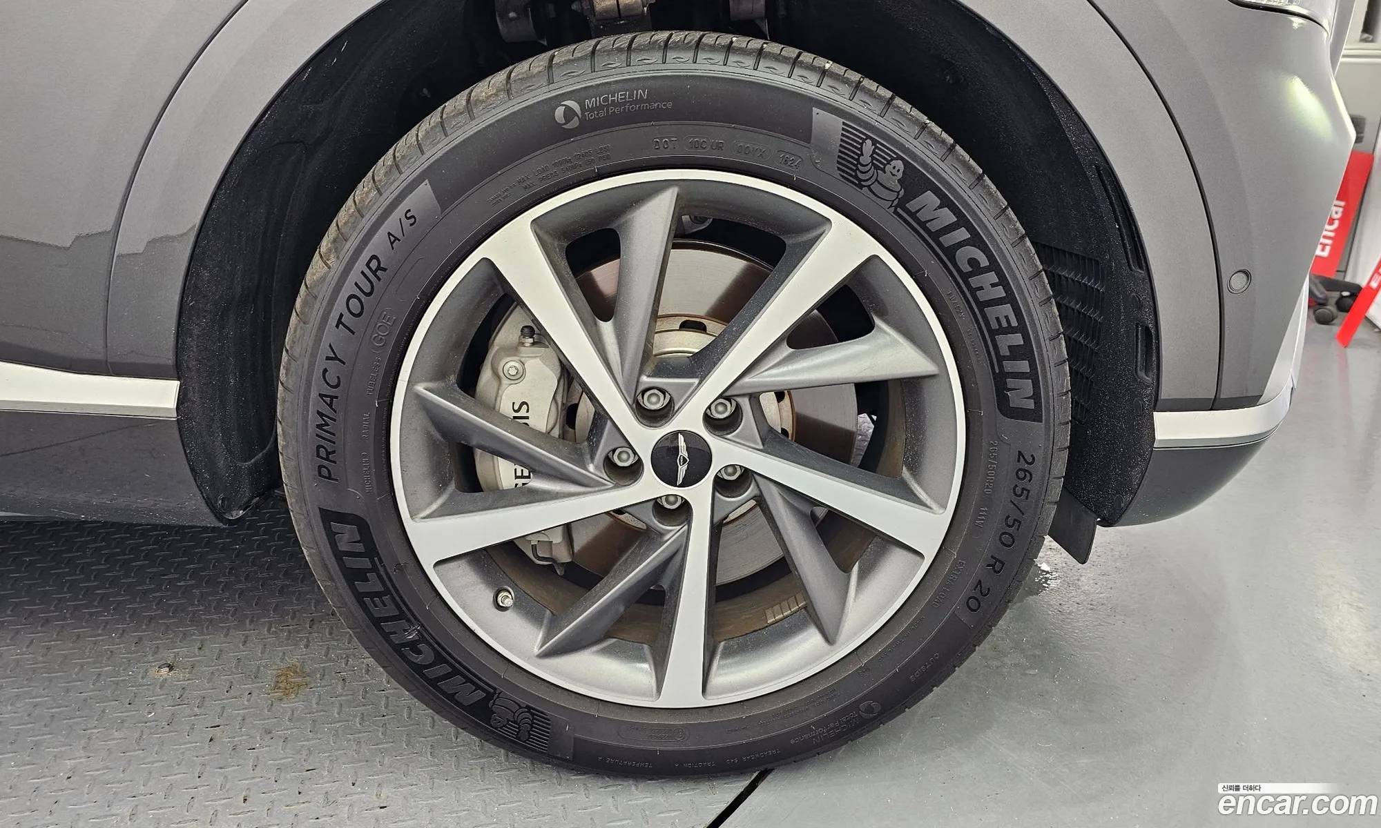 Genesis GV80 2024 KMTHA81BDRU235347 — 6