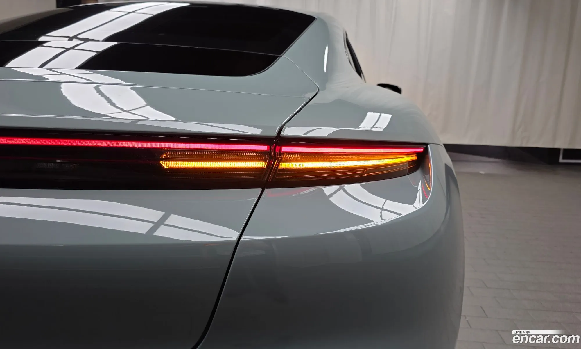 Porsche Taycan 2024 — 25