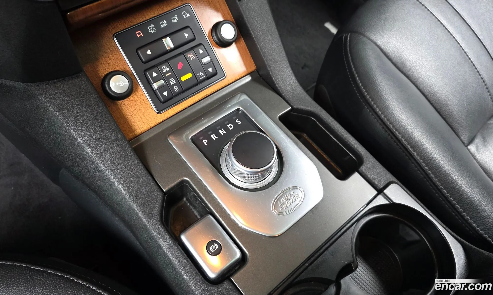 Land Rover Discovery 4 2013 SALLAAAG6DA697037 — 3